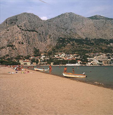 Omiš apartmani Omiš hoteli Omiš smještaj Omiš sobe Omiš ljetovanje Omiš turistička agencija Lotos 