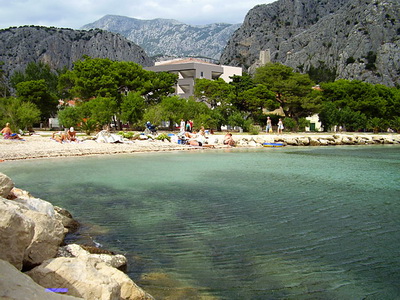 Omiš apartmani Omiš hoteli Omiš smještaj Omiš sobe Omiš pansioni Omiš turistička agencija Lotos 