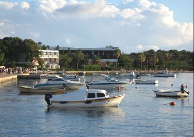 Novalja apartmani Novalja hoteli Novalja Pag smještaj Novalja sobe Novalja pansioni Novalja plaža Zrće Novalja turistička agencija Lotos otok Pag