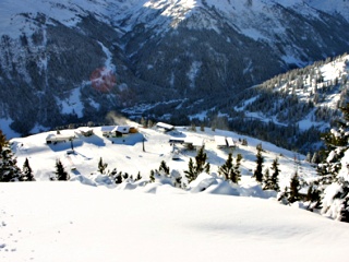 panorama staze i doline Arlberg