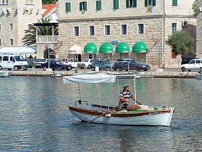 Pucisca Croatia - Pucisca Brac - Pucisca Hotels - Pucisca apartmants - Pucisca accommodation Pucisca travel agency Lotos Brac Split Riviera 
