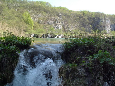 Plitvička jezera hoteli Plitvička jezera sobe Pltivička jezera apartmani Plitvička jezera smještaj turistička agencija Lotos 