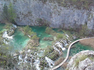 Plitvička jezera hoteli Plitvička jezera sobe Pltivička jezera apartmani Plitvička jezera smještaj turistička agencija Lotos 