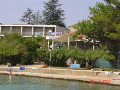 Iz Croatia - Island Iz Zadar - Iz apartments - Iz accommodation - Iz rooms  Iz travel agency Lotos Zadar Riviera 