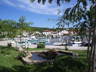 Croatia Jezera Dalmatia Island Murter Jezera apartments Jezera Private accommodation Jezera Holiday resorts Jezera Boat and Yacht Charter Jezera Rooms 