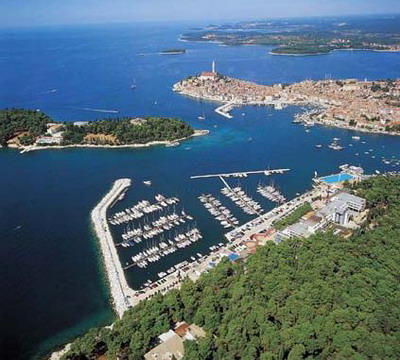 Lastovo Croatia Lastovo apartments Lastovo accommodation Lastovo Hotels Lastovo Holiday resorts Lastovo Accommodation in the Lighthouse Struga Lastovo travel agency Lotos Island Lastovo 