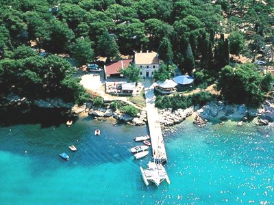 Medulin Croatia hotels Medulin Medulin apartments camp Medulin Medulin accommodation Medulin Holiday resorts Medulin Villas Belvedere Medulin Imperial Medulin hotel arcus Medulin Koral Medulin travel agency Lotos Pula Riviera 