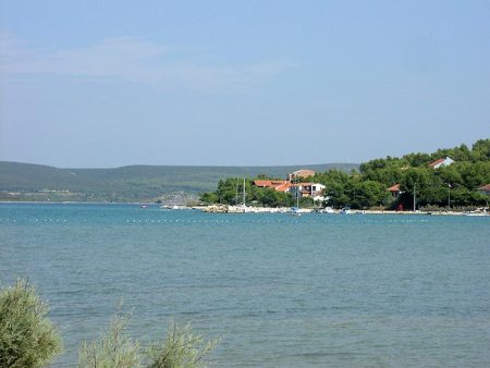 Chorvatsko Apartmány Mrljane Pokoje Mrljane Soukromé ubytování Mrljane Pronájem plavidel Zadar Bibinje Biograd dovolená CK Lotos