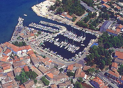 Novigrad Croatia Novigrad Istria Hotels Novigrad Maestral hotel Novigrad apartments Novigrad  Novigrad Boat and Yacht Rental Nautica Novigrad Novigrad Accommodation in the Lighthouse Rt Zub Novigrad Holiday Resort travel agency Lotos Istria Riviera 