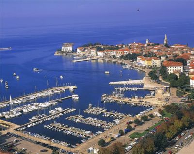 Chorvatsko Hotely Porec Rekreacní strediska Porec Wellness hotely Porec Soukromé ubytování Porec Apartmány Porec Pokoje Porec Kempy Porec Pronájem plavidel Porec dovolená CK Lotos