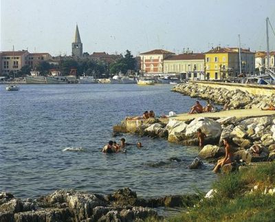 Poreč apartmani Poreč hoteli Poreč smještaj Poreč marina Poreč kampovi Poreč pansioni Poreč krstarenja Poreč turistička naselja Poreč wellness agencija Lotos Poreč najam plovila Poreč sobe 