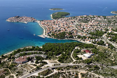 Primosten Croatia - Primosten hotels - Primosten hotel Zora - Primosten villa - Primosten accommodation - Primosten apartments - Primosten Boat and Yacht Rentals - Adriatic Primosten - Club Primosten - Bilo Primosten travel agency Lotos Sibenik Riviera 