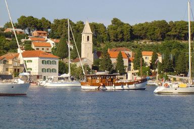 Prvic Island Croatia - Prvic Luka - Hotel Maestral Prvic - Prvic apartments - Prvic accommodation travel agency Lotos Sibenik Riviera