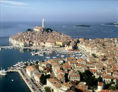 Rovinj Hrvatska - Rovinj apartmani - apartmani u Rovinju - Rovinj apartman - Rovinj sobe - Rovinj privatni smještaj - Rovinj pansioni - Rovinj turistička agencija Lotos - Rovinj odmor 