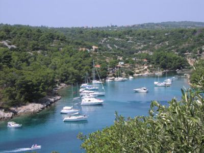 Solta Croatia - Split Solta - Solta Hotels - Solta apartments - Solta Holiday resort - Solta Island Croatia travel agency Lotos Split Riviera 