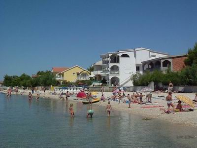 Vir apartmani Vir sobe Vir smještaj Vir pansioni Vir  turistička agencija Lotos zadarska rivijera