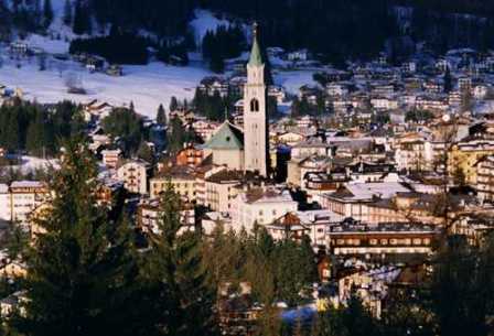 Skijanje Italija Cortina d Ampezzo crkva