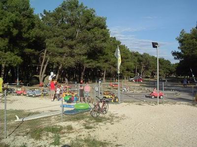 Holiday  Village Zaton Croatia  -Zaton Holiday Village Croatia - Holiday Village Zaton apartments - Holiday Village Zaton accommodation - Holiday Village Zaton Camping travel agency Lotos Zadar Riviera 