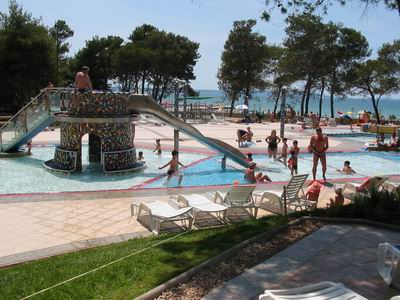 Holiday  Village Zaton Croatia  -Zaton Holiday Village Croatia - Holiday Village Zaton apartments - Holiday Village Zaton accommodation - Holiday Village Zaton Camping travel agency Lotos Zadar Riviera 