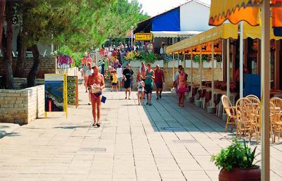 Holiday  Village Zaton Croatia  -Zaton Holiday Village Croatia - Holiday Village Zaton apartments - Holiday Village Zaton accommodation - Holiday Village Zaton Camping travel agency Lotos Zadar Riviera 