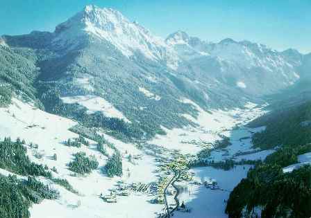 Skijanje Austrija Salzburger Sportwelt panorama skijalište 