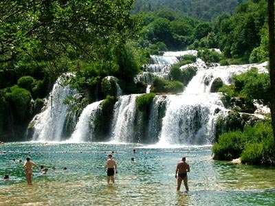 Skradin apartmani Skradin hoteli Skradin pansioni Skradin sobe Skradin smještaj Skradin NP krka turistička agencija Lotos zadarska rivijera 