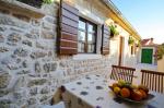 apartments Croatia  Giran cottage 01