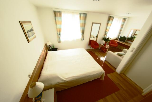 Chorvatsko ubytování Hotel Borovnik hotelový pokoj 03